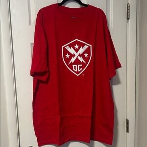 DC Red Men's Short Sleeve Tee